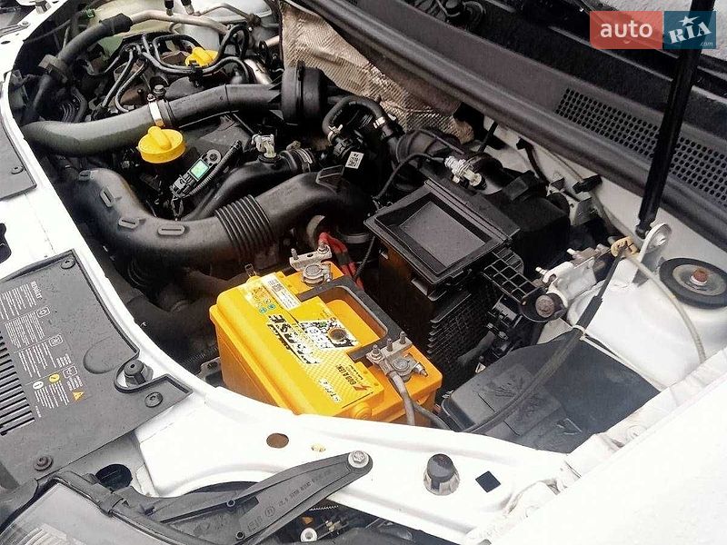 Универсал Renault Logan 2015 в Одессе