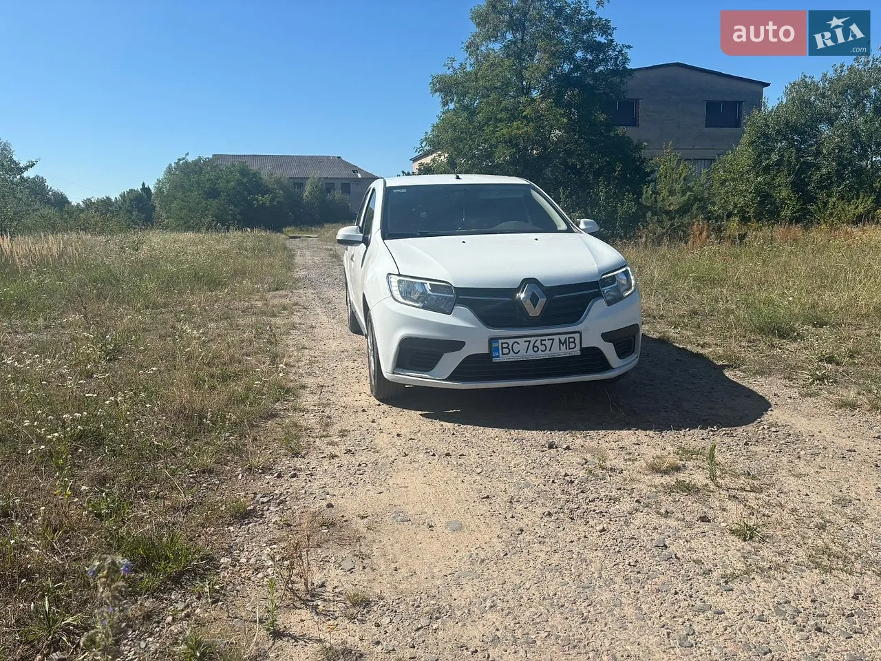 2020 Renault Logan - мініатюра 2