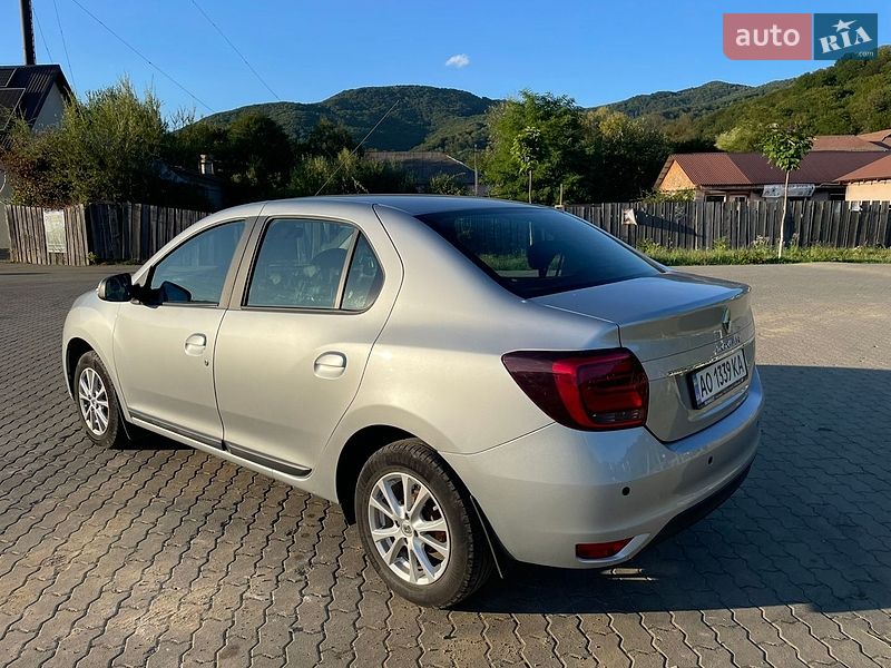 Седан Renault Logan 2021 в Сваляве