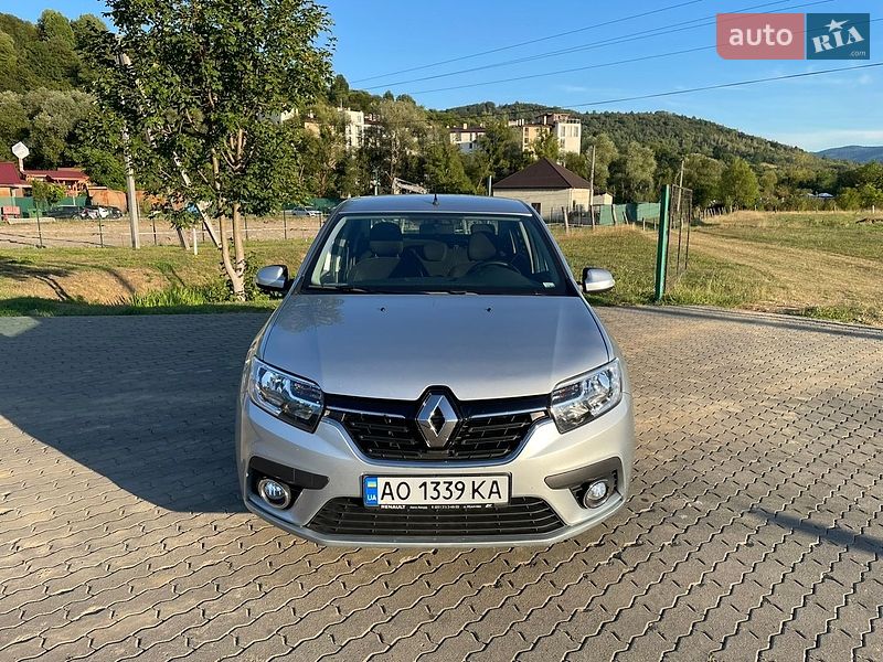 Седан Renault Logan 2021 в Сваляве