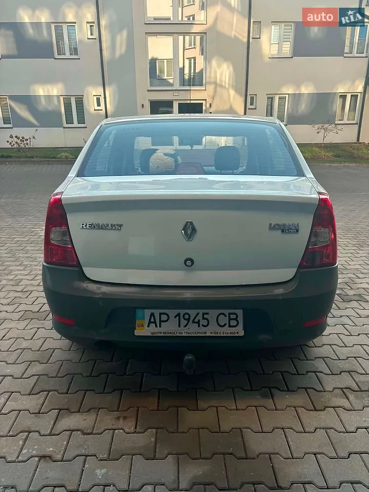 2011 Renault Logan - мініатюра 2