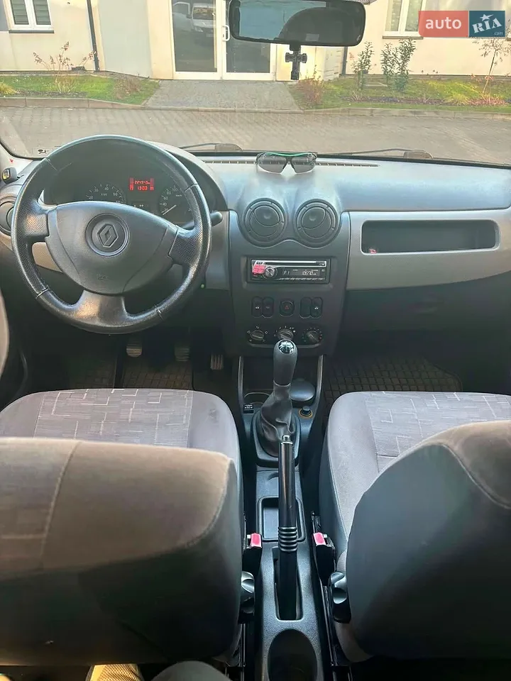 2011 Renault Logan - мініатюра 5
