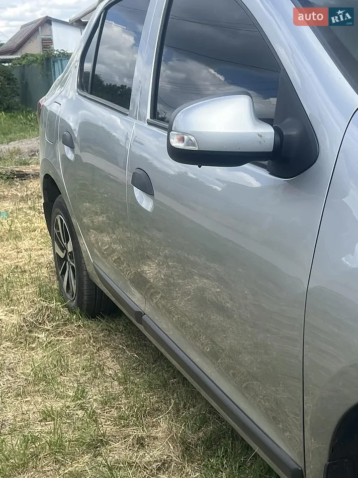 2019 Renault Logan - мініатюра 3