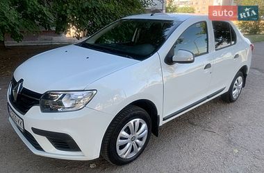 Renault Logan  2021