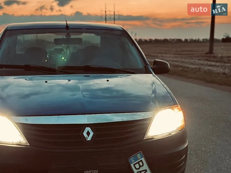 Renault Logan 2012