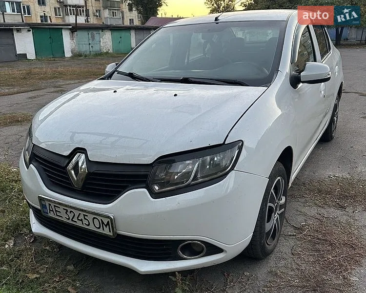 Renault Logan 2014