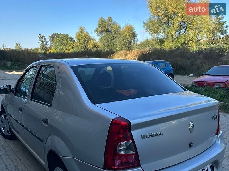 Седан Renault Logan 2009 в Чернівцях