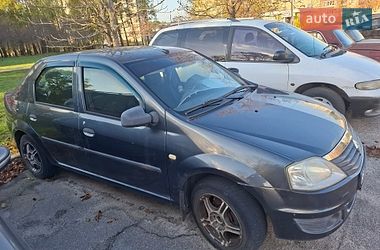 Renault Logan  2011