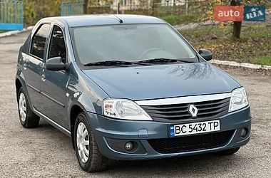 Renault Logan 2011