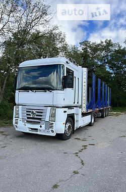 Renault Magnum  2002