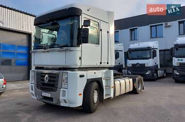 Renault Magnum  2013