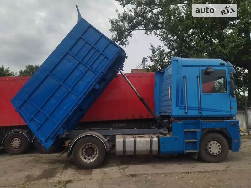 Самоскид Renault Magnum