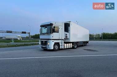 Renault Magnum  2011