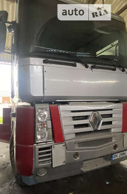 Renault Magnum  2003