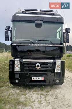 Renault Magnum  2012