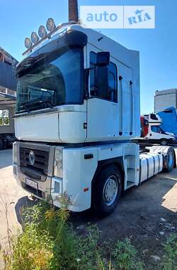 Renault Magnum  2011