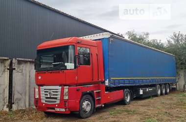 Renault Magnum  2002