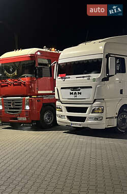 Renault Magnum  2004