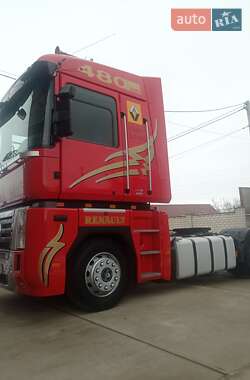 Renault Magnum  2012