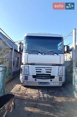 Renault Magnum  2002