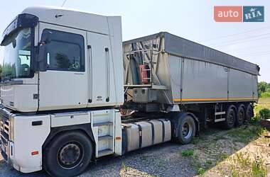 Renault Magnum  2010