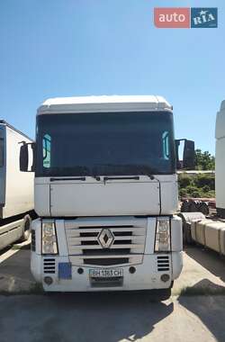 Renault Magnum  2003