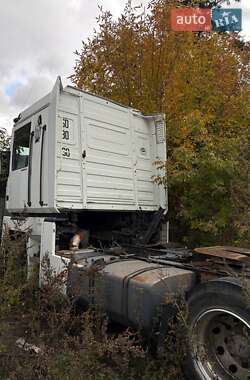 Renault Magnum  2004