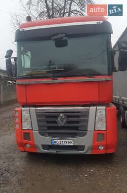 Renault Magnum  2012