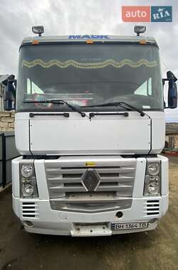 Renault Magnum  2000