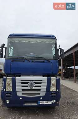 Renault Magnum  2002