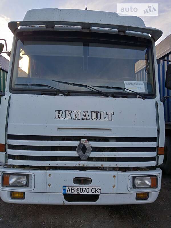 Вантажівки Renault Major