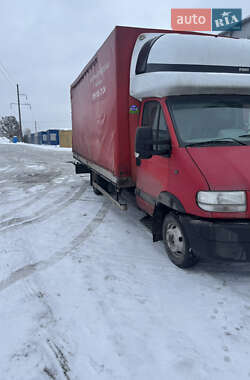 Renault Mascott  2003