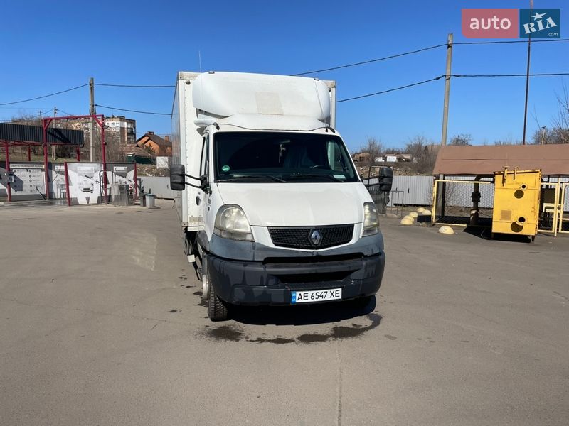 Вантажопасажирський фургон Renault Mascott