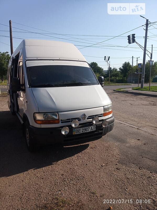 Автобуси Renault Master