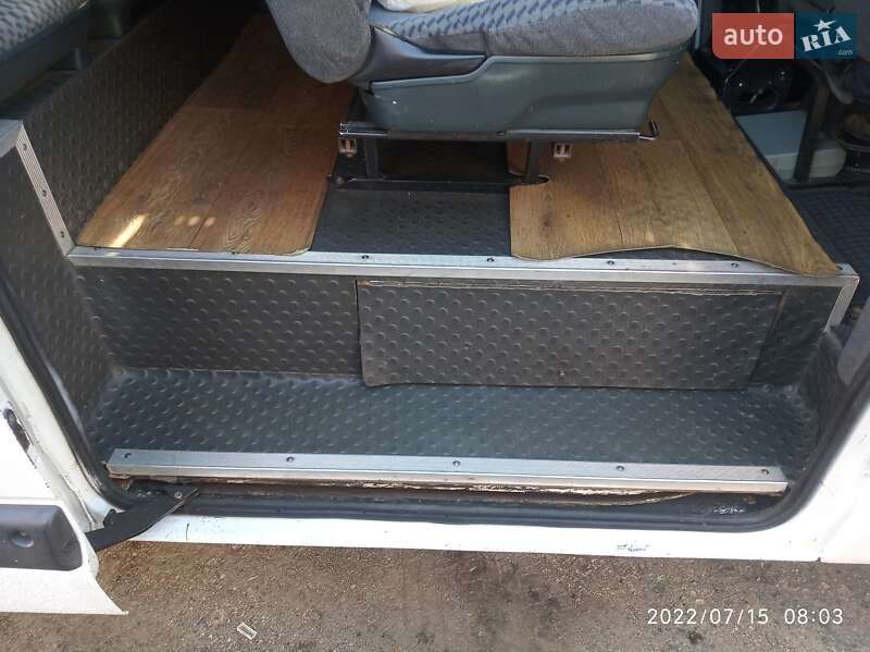 Другие автобусы Renault Master 2000 в Первомайске фото 6 Другие автобусы Renault Master 2000 в Первомайске