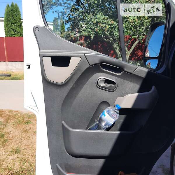 Микроавтобус Renault Master 2016 в Боярке