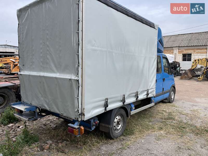 Вантажопасажирський фургон Renault Master 2003 в Конотопі