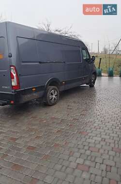 Renault Master  2012