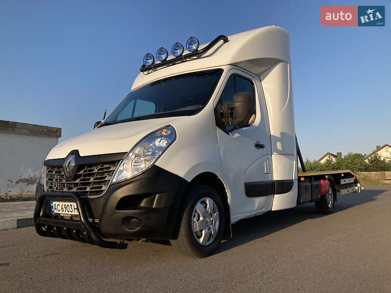 Спецтехніка Renault Master