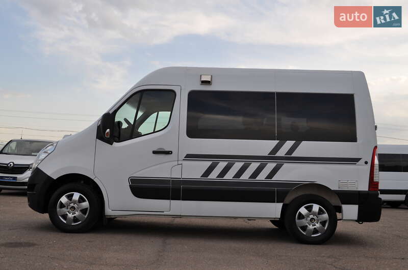 Автобуси Renault Master