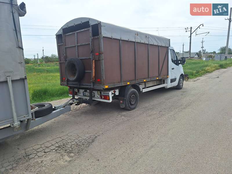 Для перевезення тварин Renault Master 2012 в Дніпрі