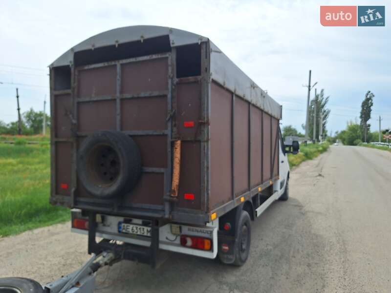 Для перевезення тварин Renault Master 2012 в Дніпрі