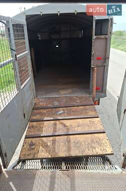 Для перевезення тварин Renault Master 2012 в Дніпрі