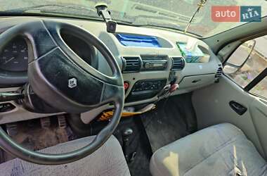 Renault Master  2003