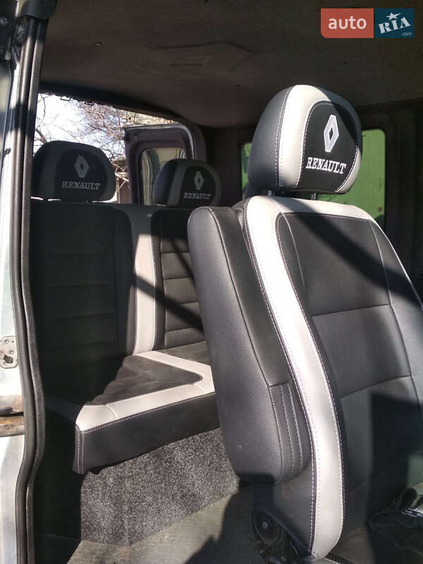 Другие автобусы Renault Master 2009 в Киеве