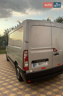 Грузовой фургон Renault Master 2014 в Лохвице