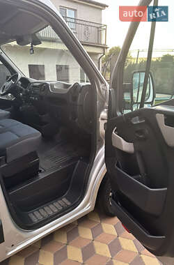 Грузовой фургон Renault Master 2014 в Лохвице