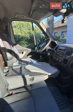 Грузовой фургон Renault Master 2014 в Лохвице