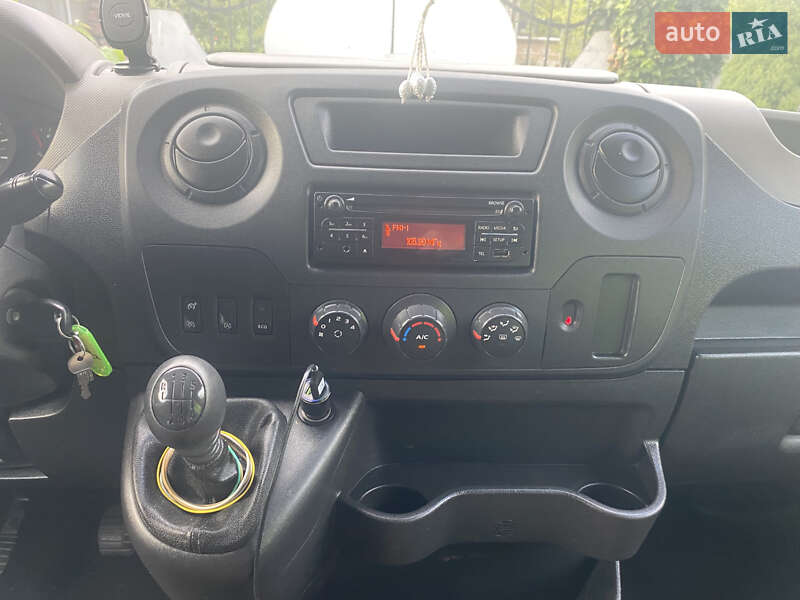 Автовоз Renault Master 2016 в Бердичеві