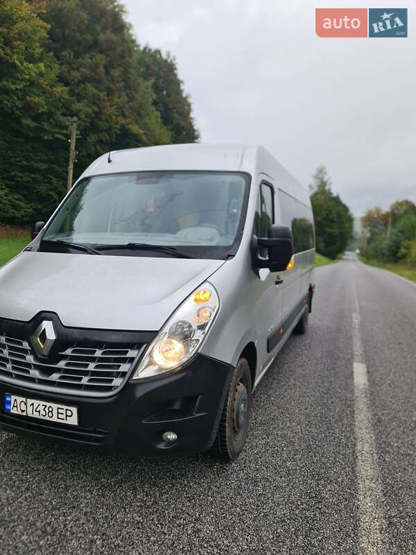 Універсал Renault Master